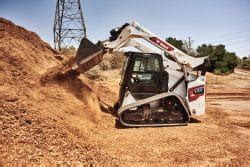 doosan bobcat t7x|Details on Bobcat’s Battery.